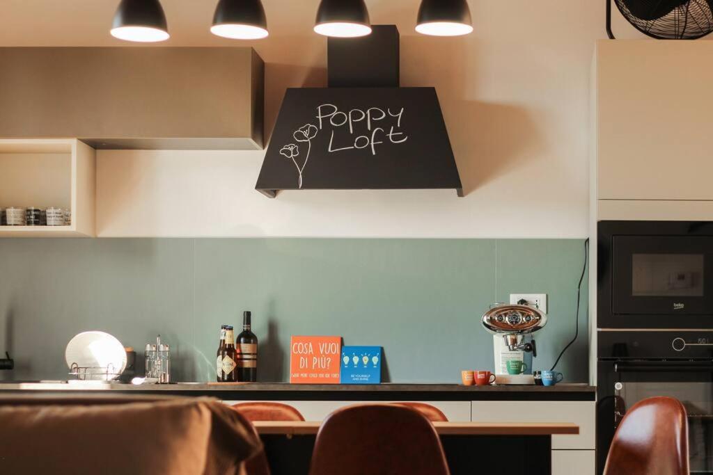 Poppy Loft Apartment Гротаферата Екстериор снимка